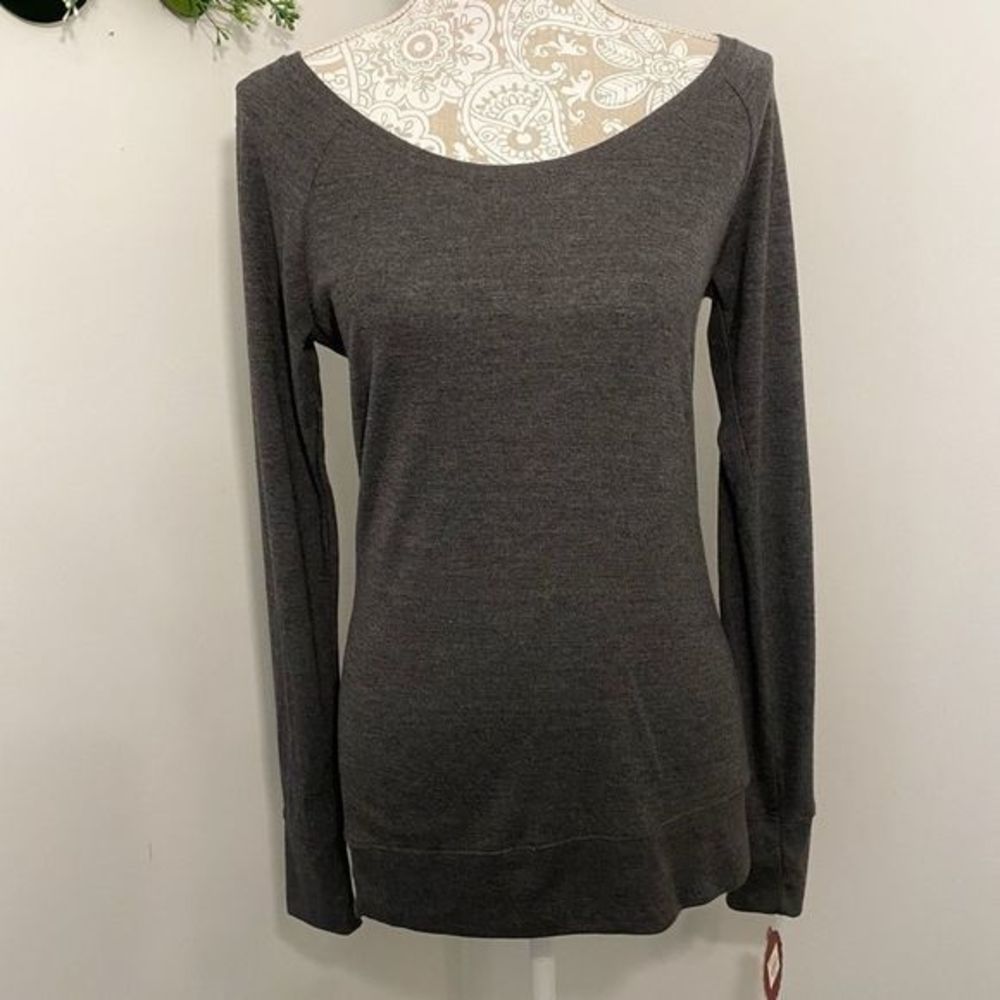 NWT Long Sleeve Tshirt So Perfect Tunic Small Soft‎ Grey